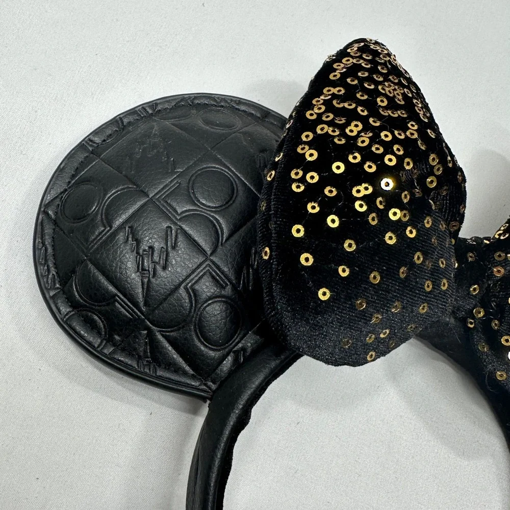 Disney Parks Walt Disney World 50th Anniversary Minnie Mouse Ears Black Gold Bow